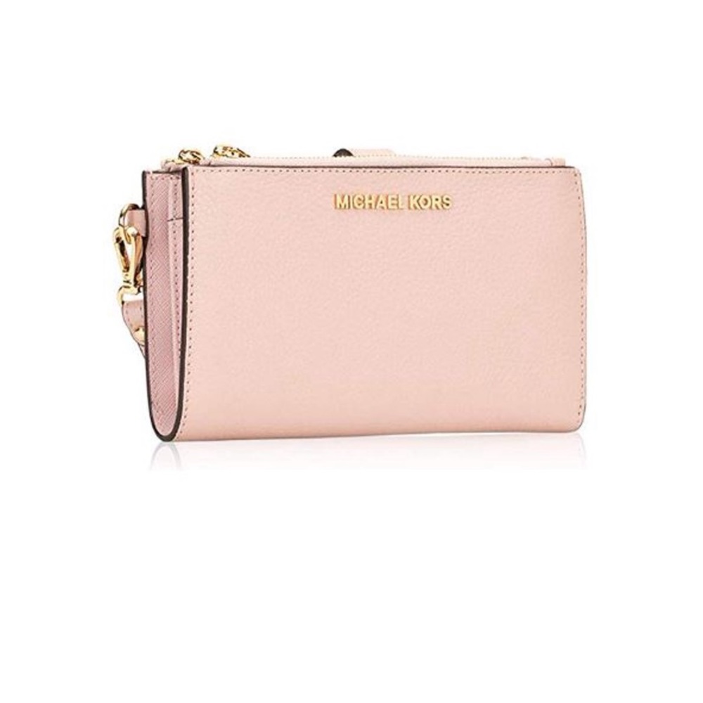 NWT Michael Kors Jet Set Powder Blush Wristlet